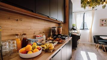 Tägliches Frühstücksbuffet (30 RON pro Person)