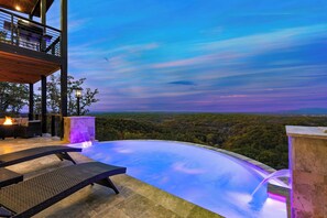 Rumah (5 Bedrooms) | Interior