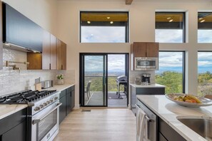 Casa (5 Bedrooms) | Interni