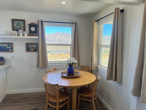Updated 1BR Kitchen, Fast WiFi + Highway Access Near Buckhorn Carrizo Plain