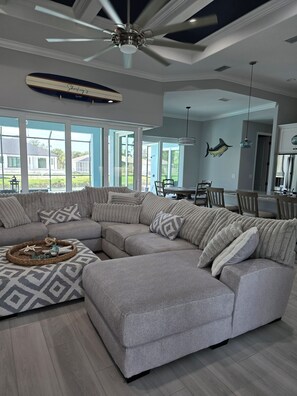 Smart TV - 3-bedroom house in charming Rotonda West On the Canal with Heated Saltwater Pool (Rotonda West)