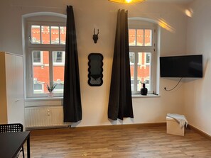 Interior - The Blue Wonder. (Rodewisch)