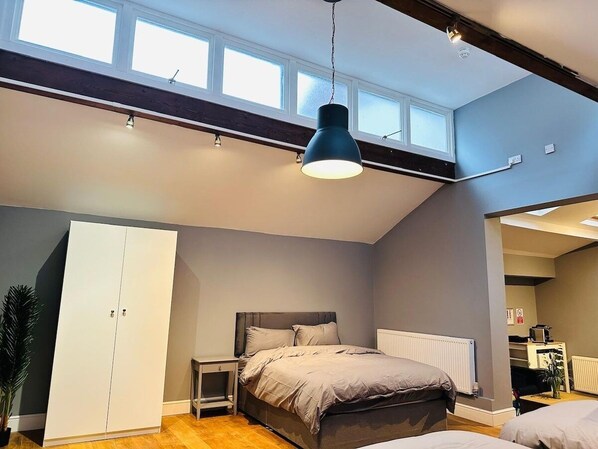 1 bedroom, free WiFi, bed sheets - Flat 6 Character Apartment (Nottingham)