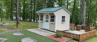 Charming 3-bedroom cabin with wonderful nature view in Farwell