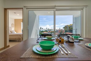 Apartment, Multiple Beds, Balcony, Ocean View | Dining - Viva Jaco Viva Jaco 04-08a (Jacó)