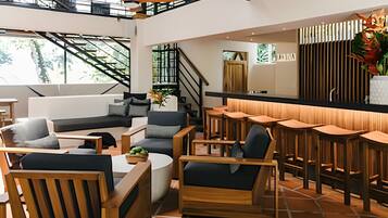 Chalet | Lobby