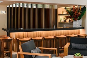 Chalet | Bar (on property) - Tumbo Resort (Puerto Jiménez)