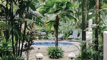 Chalet | Pool | Outdoor pool