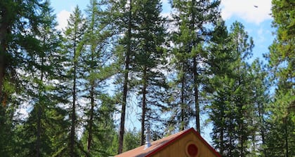 Wilderness Setting with lodge/cabin Feel.