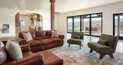 The South Hills Suite @ HSRV