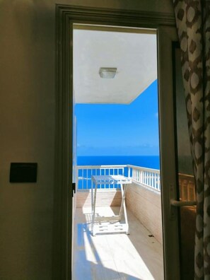 Interior - Three-Bedroom Deluxe Apartment (Alexandria Governorate)