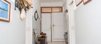 Cozy house, pet friendly, in the city center and great