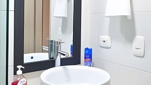 Bathroom - Spectacular Apartment in the Zona Rosa - Stratum 5 (Manizales)