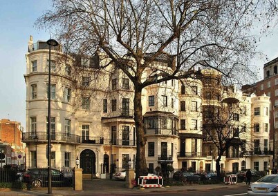 Luxury Mayfair flat with private pool