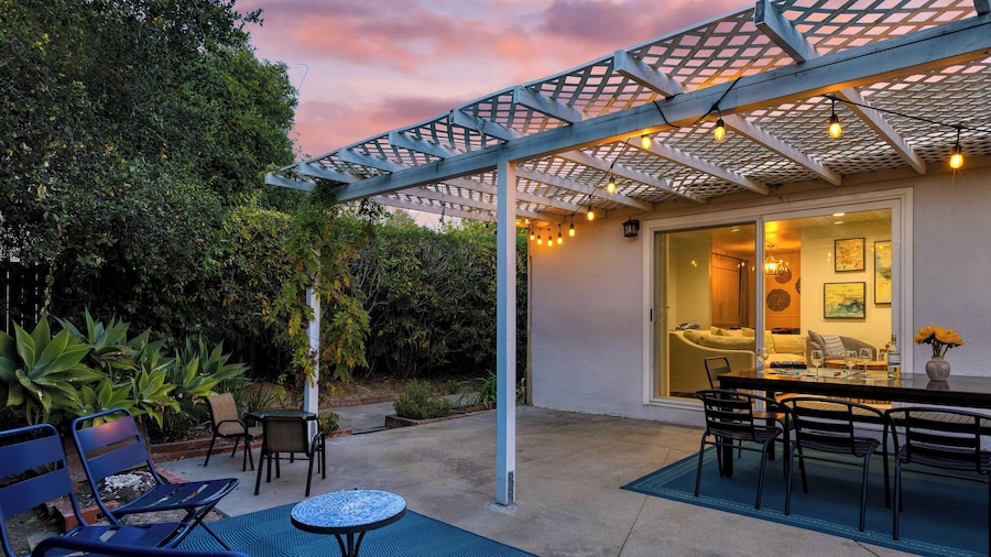 Goleta Getaway by Avantstay Private Backyard, 1.5mi to the Beach!