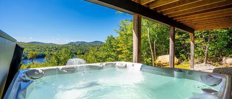 Bain à remous extérieur