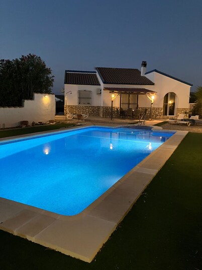 Casa Lisa - a beautiful 3 bedroom villa with large private pool.