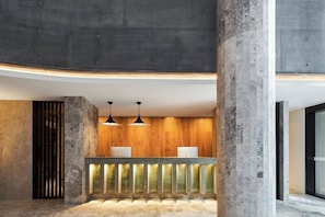 Lobby - Vue Broadbeach - Official (Broadbeach)