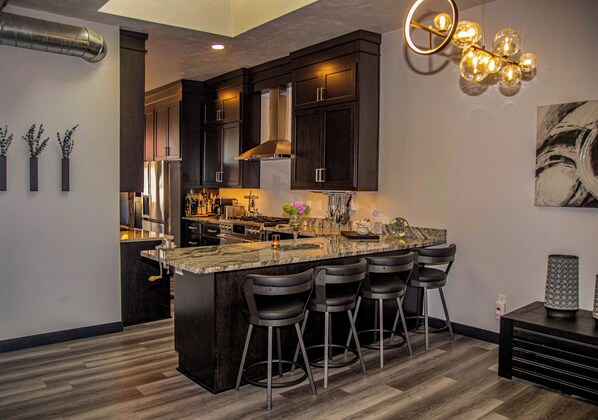 Fridge, microwave, oven, stovetop - Luxury Meets Historic @ The Luxe Loft - AMAZING LOCATION! (Algoma)