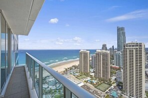 Property grounds - Orchid Residences - HR Surfers Paradise (Surfers Paradise)