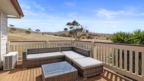 Terrace/patio - Valley Views - 11 Woodgate Road (Second Valley)