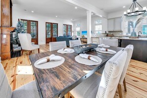 獨棟房屋, 多張床 (Hallie's House) | 用餐區