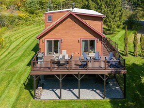 Outdoor dining - Modern Log Cabin Getaway | Summer Adventures & Game Room Fun (Margaretville)