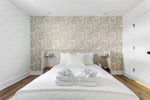 4 soverom, strykejern/-brett og internettilgang