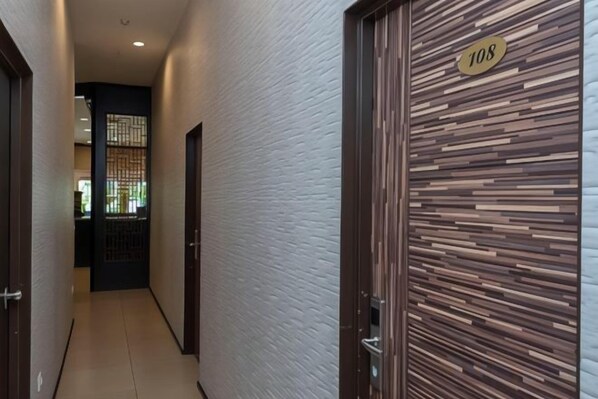 Unclassified image, 1 of 11, button - Suan Bee Hotel@Sutera (Sekudai)