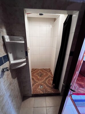 Superior Double Room | Bathroom | Shower