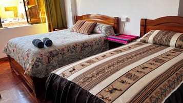 Family Triple Room | Bathroom | Shower