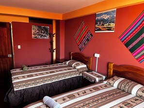 Twin Room, 2 Twin Beds | Free WiFi - Hostal Iskanwaya (La Paz)