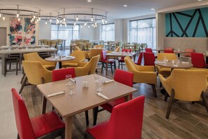 Restaurant - Hilton Garden Inn Tacoma Downtown (Tacoma)