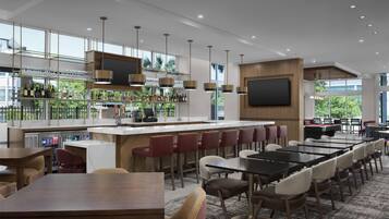 Bar (en la propiedad)