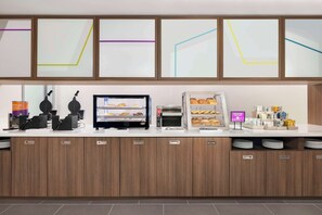 Desayuno continental gratuito (los fines de semana)