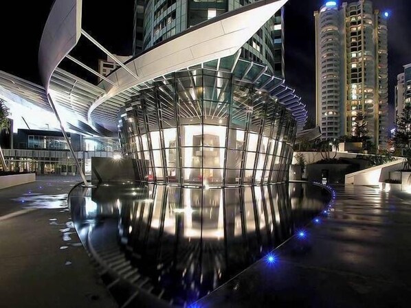 Exterior - Q1 Resort & Spa - Official (Surfers Paradise)