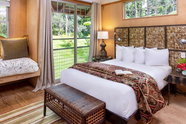 WiFi (無料)、ベッドシーツ