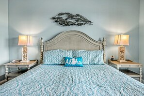 2 bedrooms, free WiFi, bed sheets - Best Location, 3rd floor condo! Enjoy the incredible views and privacy! (Panama City Beach)