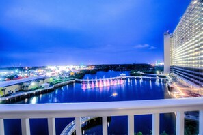 Property grounds - Perfect views! Incredible experience! Best onsite restaurants and shops! (Panama City Beach)