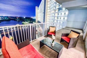 Terrace/patio - Laketown Wharf 929 - 2 BD Plus Bunks, 2BA. Best Amenities (Panama City Beach)