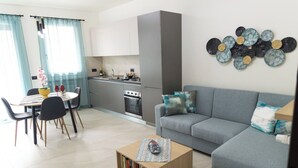 TV - Bagheria home: your relaxation in the city  (Bagheria)