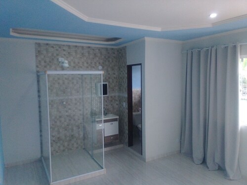 Suite for accommodation in Paraty Professional service Daily rate with breakfast 