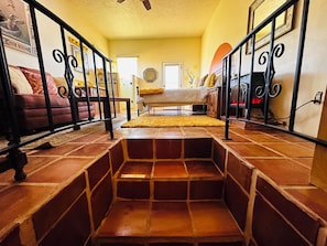 1 bedroom, bed sheets