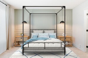 3 chambres, bureau, fer et planche à repasser, lit de bébé portatif