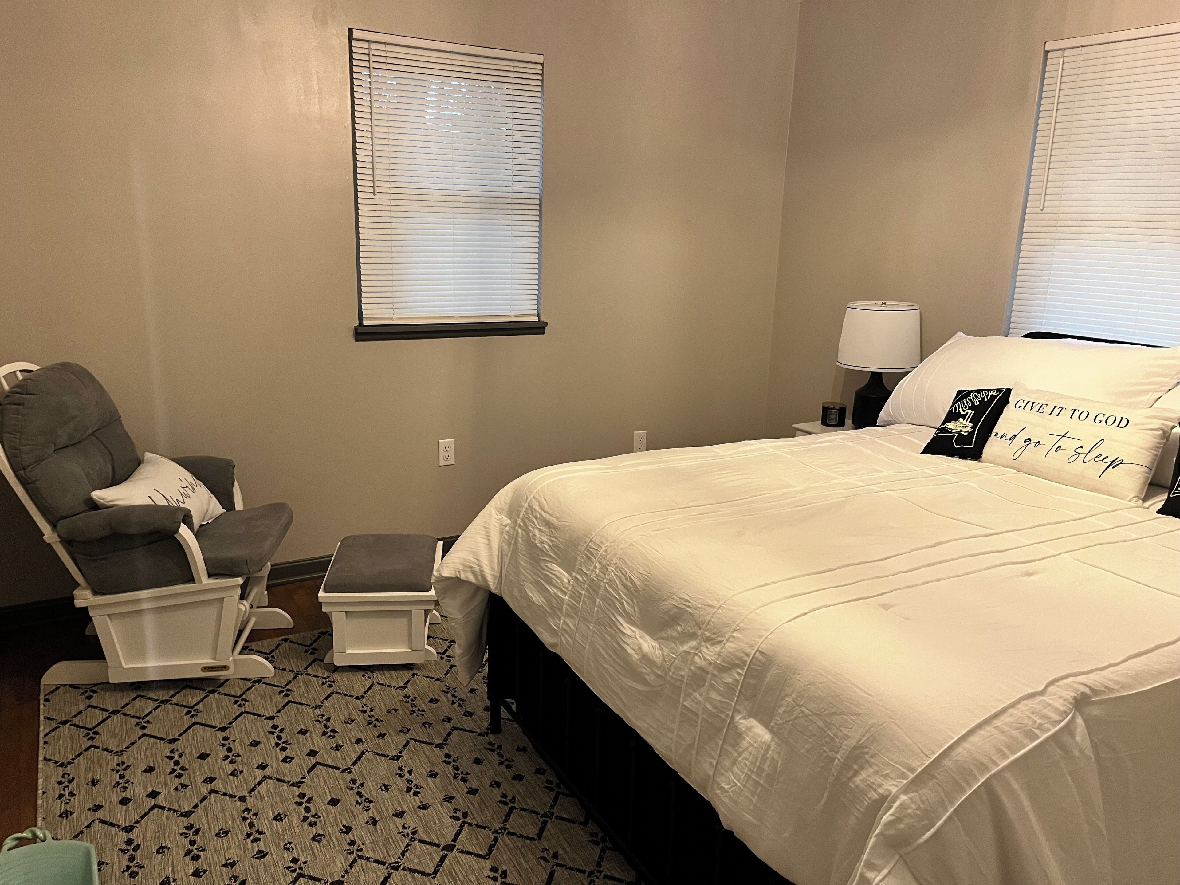 3 bedrooms, desk, iron/ironing board, WiFi