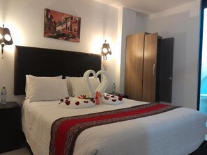 Comfort szoba kétszemélyes ággyal, 1 hálószobával | Ingyenes wifi és ágynemű