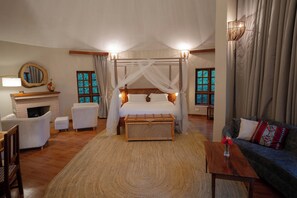 Premium bedding, minibar, soundproofing, iron/ironing board