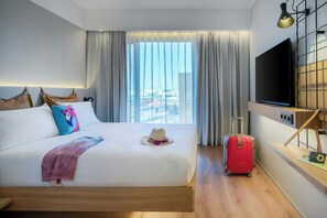 Minibar, in-room safe, soundproofing, free WiFi - Moxy Pompeii (Torre Annunziata)