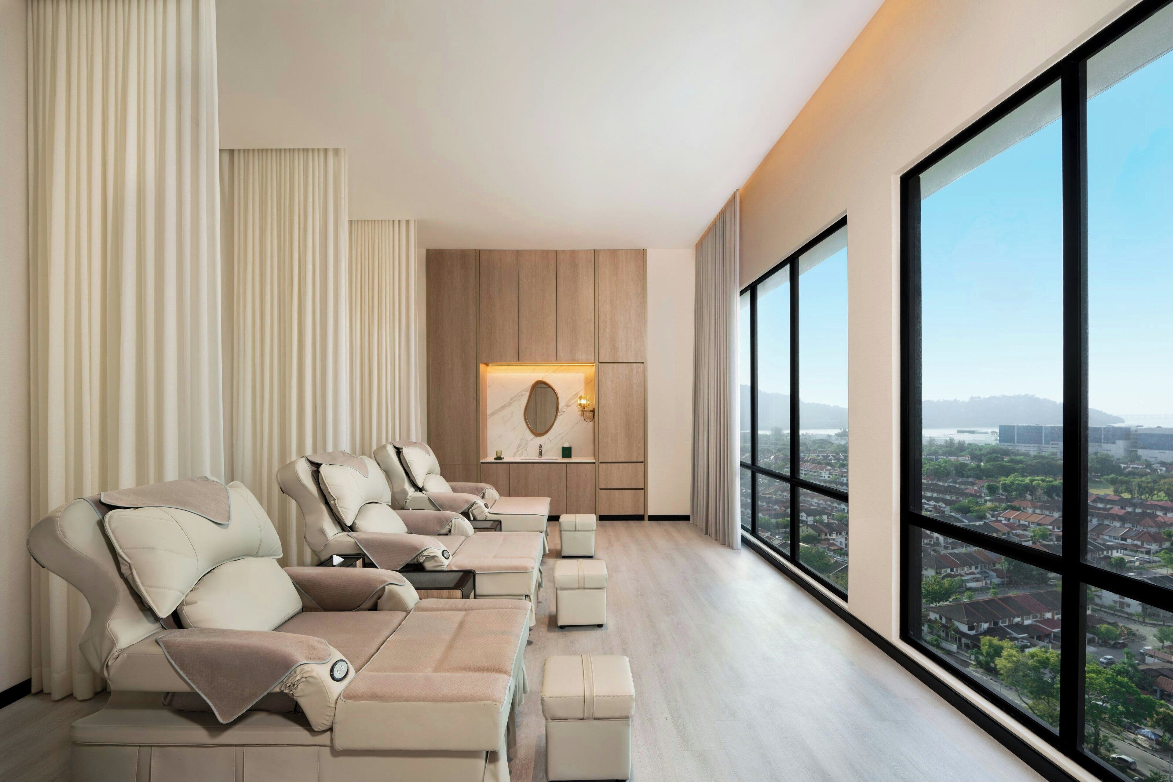Couples treatment room(s), Turkish bath/hammam, body treatments