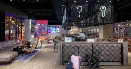 Moxy Suzhou City Centre